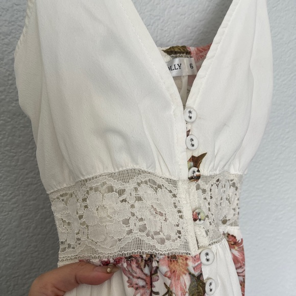 Hello Molly floral and lace maxi dress - Picture 8 of 13